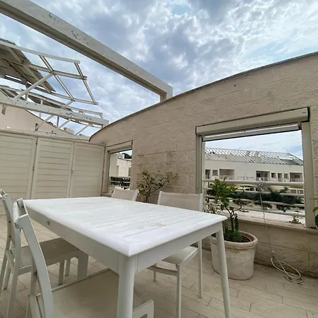 La Terrazza Sul Borgo * 弗雷杰内